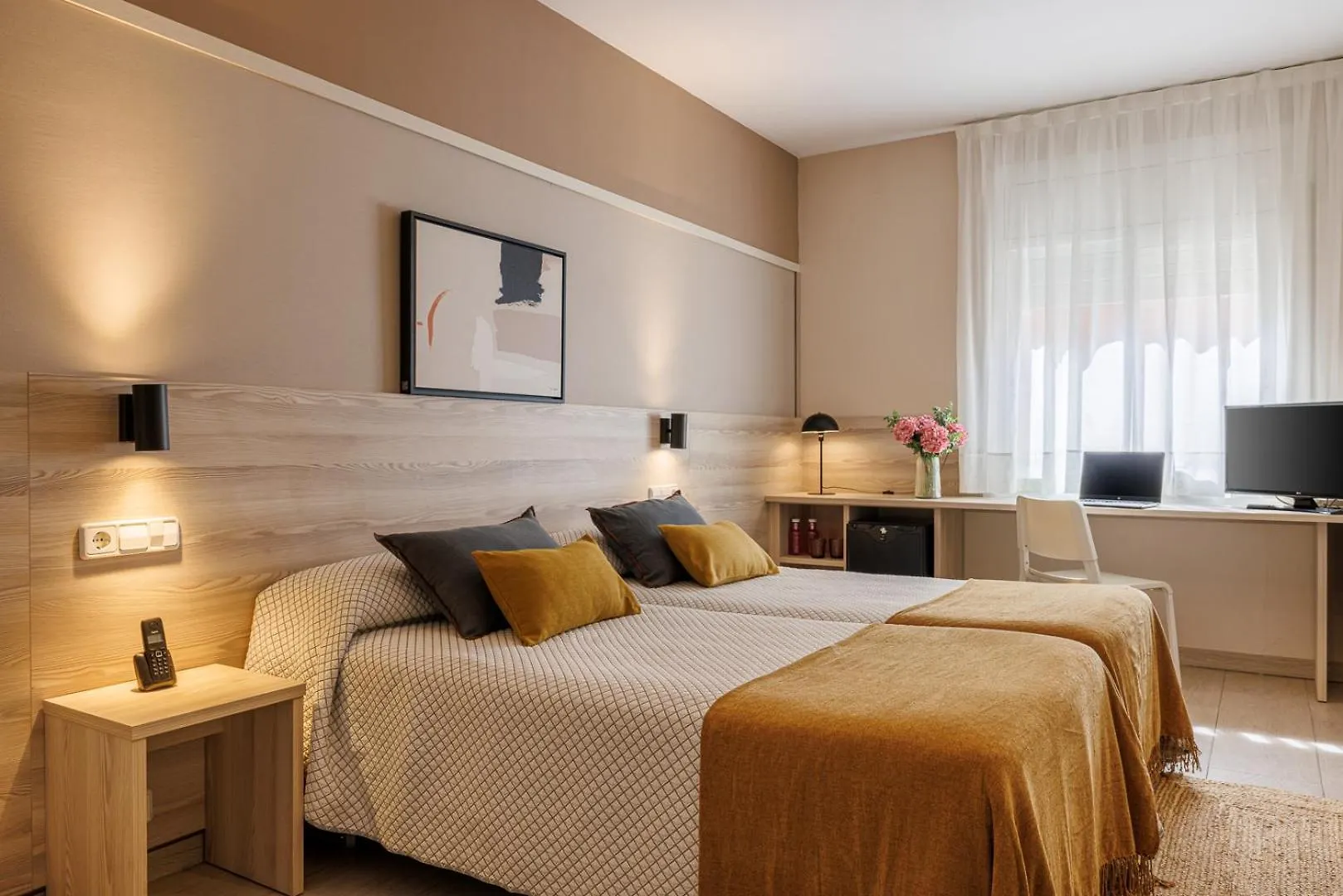 Bonanova Park Hotel Barcelona 2*,