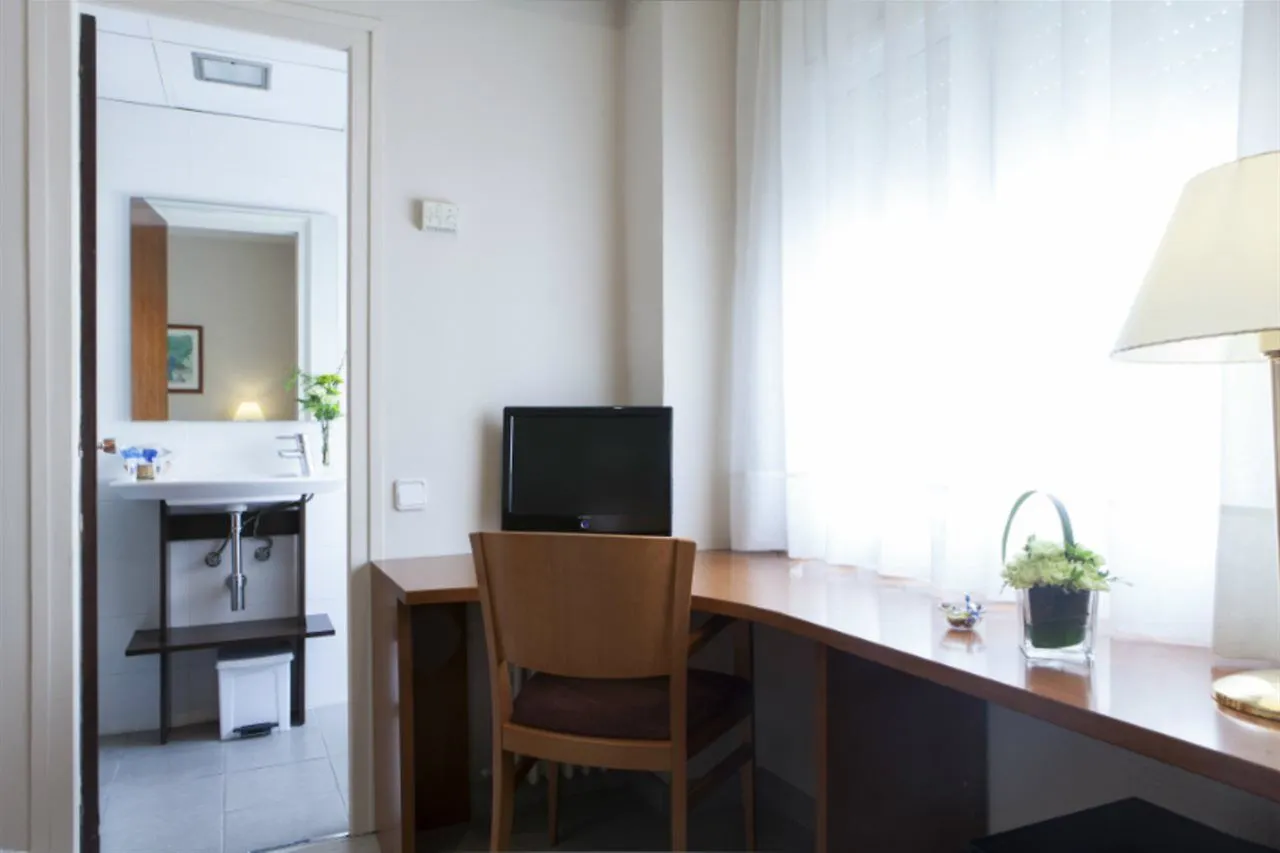 Hotel Bonanova Park Barcelona 2*,