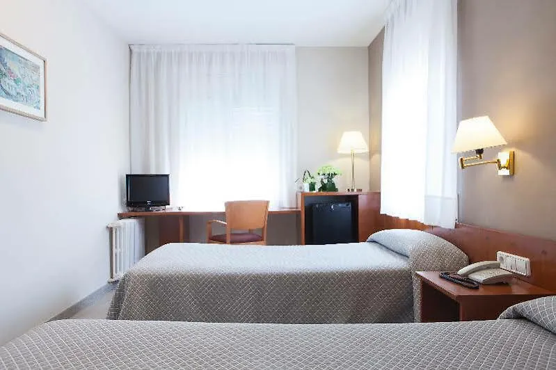 Bonanova Park Hotel Barcelona 2*,